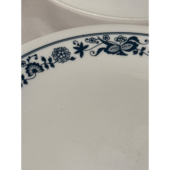 Corelle Set of 4 Old Town Blue Onion Pattern Luncheon Plates 8.5 Inch - Picture 4 of 5